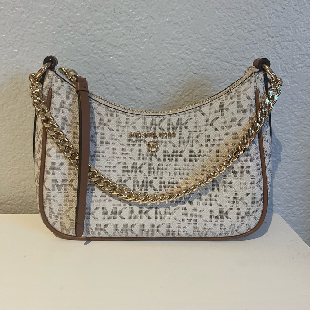 Micahel Kors bag 🤎 Jet Set Charm Small Logo Pochette